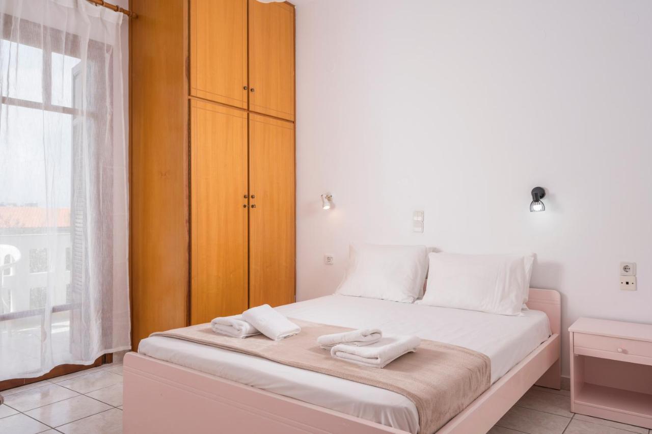 Captain Michalis Apartments Galatás Dış mekan fotoğraf